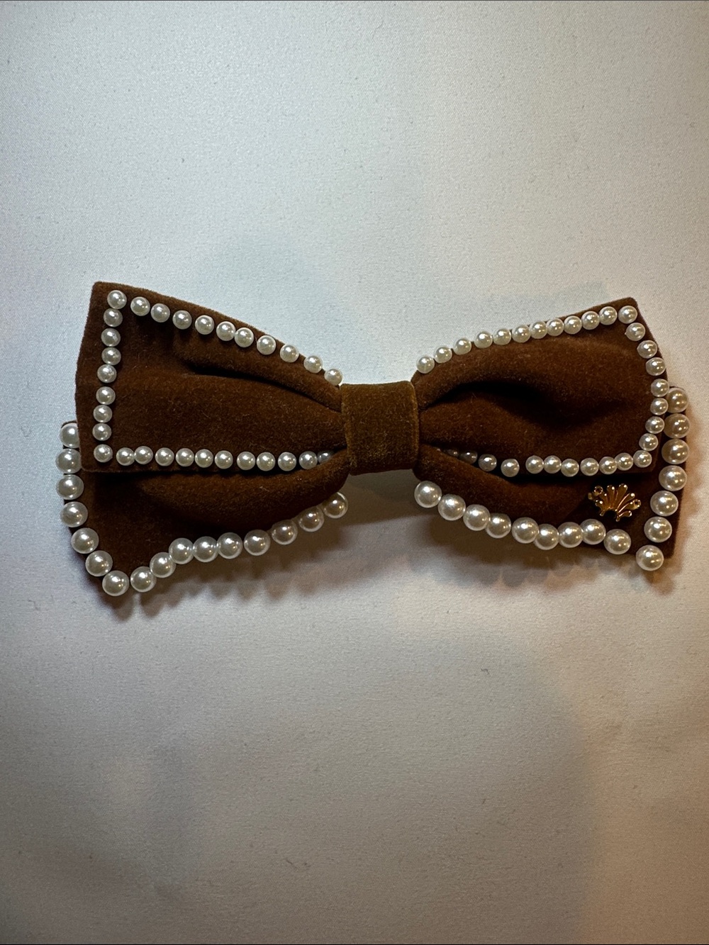 Lele Sadoughi Pearl-Trim Brown Velvet Bow Hair Clip - Women's Accessory